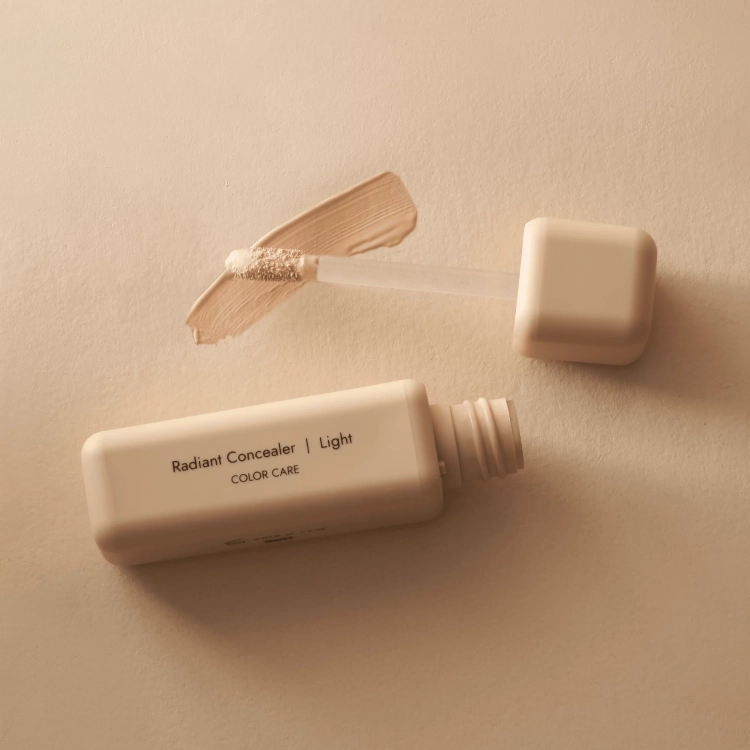 DERMOMEDICA Radiant Concealer Light 2 ml – rozświetlający korektor nawilżający