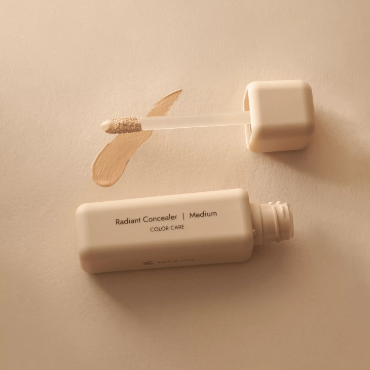 Dermomedica Radiant Concealer Medium 2 ml – rozświetlający korektor z kompleksem nawilżająco-wygładzającym