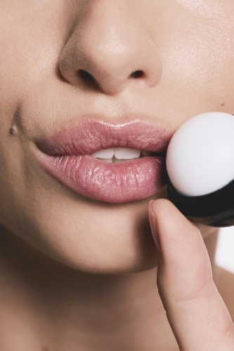 Sunew Med+ His Kiss Balsam do ust melonowy 13 g – nawilżający i regenerujący