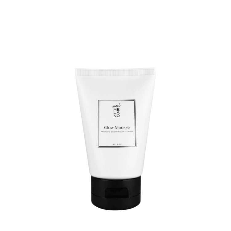 Medmelano Glow Mousse Anti-Aging &amp; Instant Glow Cleanser 100 ml – rozświetlający mus do mycia twarzy anti-aging