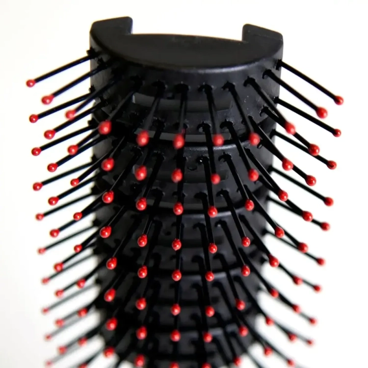 Uppercut Deluxe Vent Brush – szczotka do włosów typu vent do stylizacji i suszenia