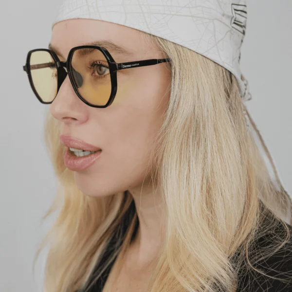 Dermomedica Yellow Cool – okulary z filtrem światła niebieskiego HEV i ochroną UV
