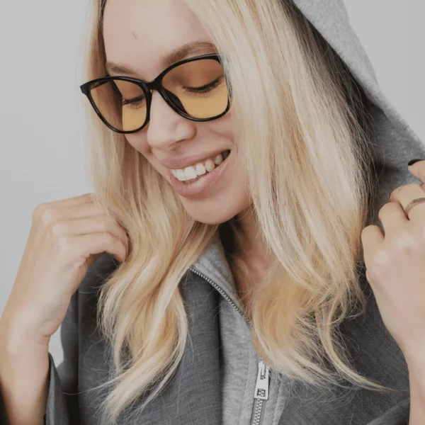 Dermomedica Yellow Basic – okulary z filtrem światła niebieskiego HEV i ochroną UV