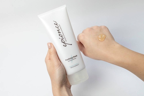 Epionce Purifying Wash 230 ml – emulsja oczyszczająca do skóry tłustej i mieszanej
