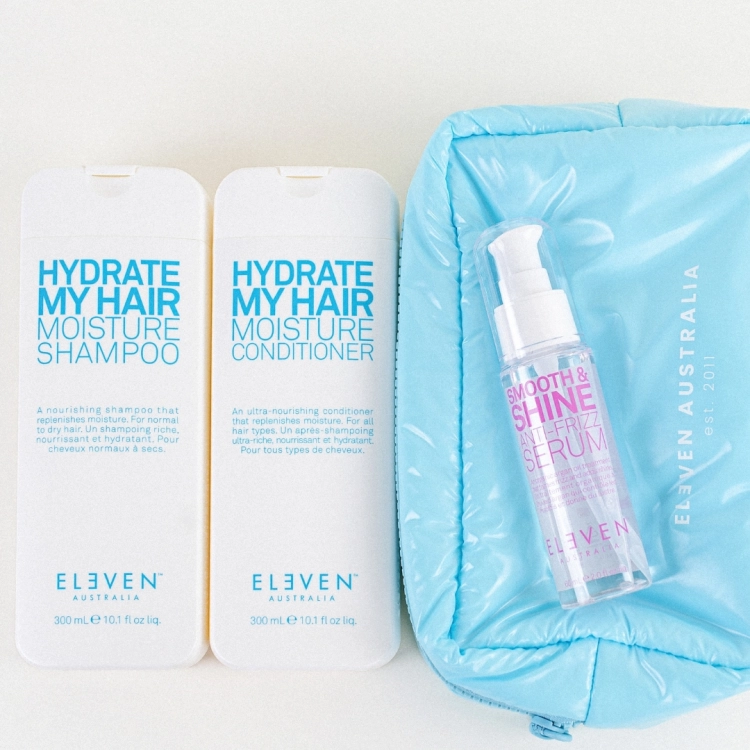 ELEVEN Australia Cloud Holiday Hydrate Trio – zestaw nawilżający do włosów - Szampon 300 ml, odżywka 300 ml, serum wygładzające i kosmetyczka Cloud Bag