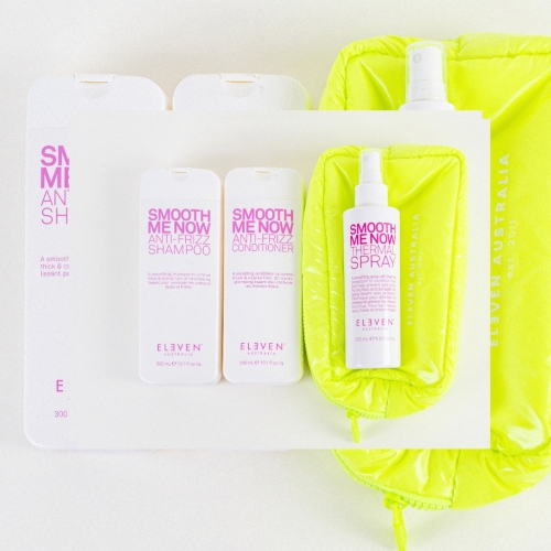 ELEVEN Australia Cloud Holiday Smooth Trio – zestaw wygładzający do włosów puszących się i niesfornych 300 ml + 300 ml + 200 ml z kosmetyczką Cloud Bag